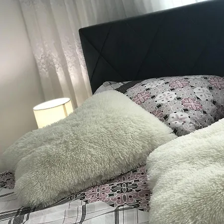 Apartlux *