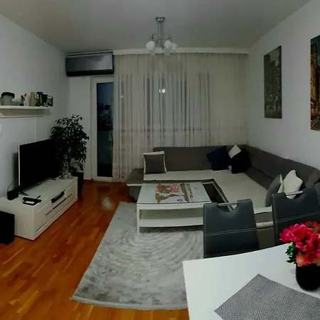Apartlux *