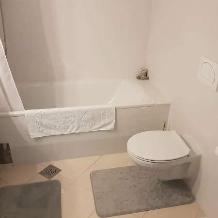Apartlux Апартаменты Тузла